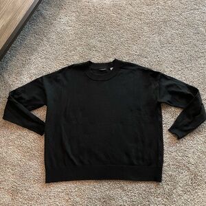 Tahari black crew neck sweater size small